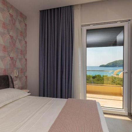 Corallo Rooms Himare Exterior foto