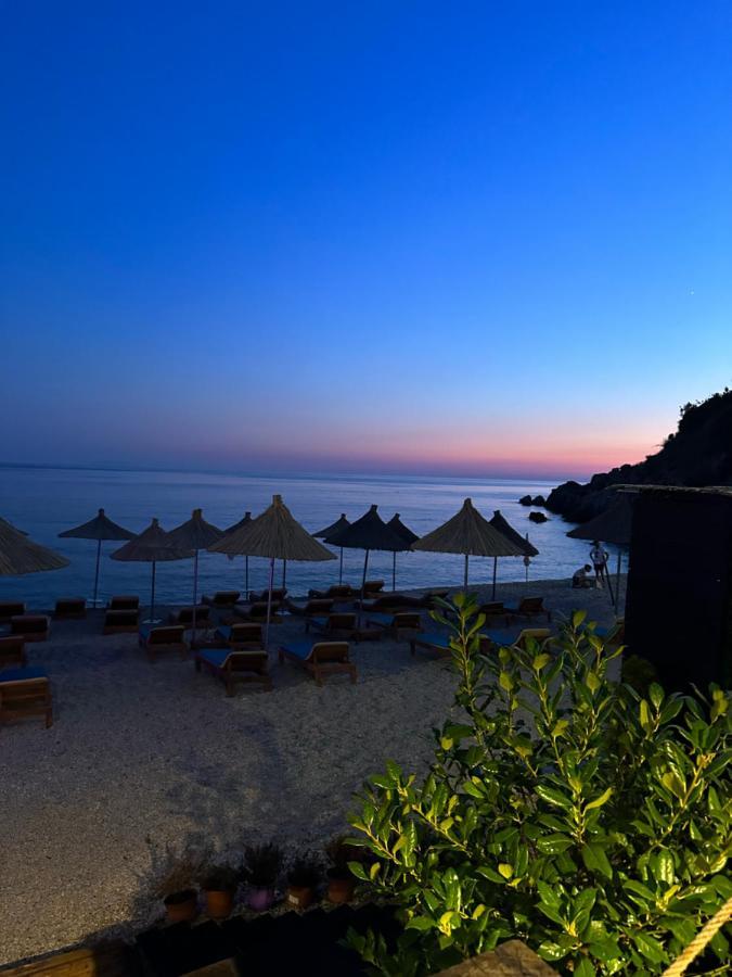 Corallo Rooms Himare Exterior foto
